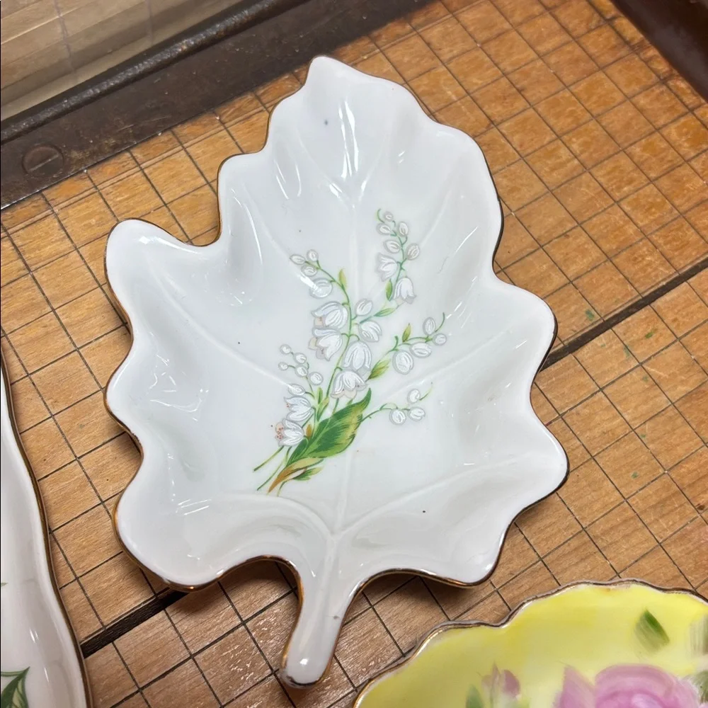 Lefton China 3 Dishes Lily of the Valley Leaf, Dogwood Tray Shape, Floral Design